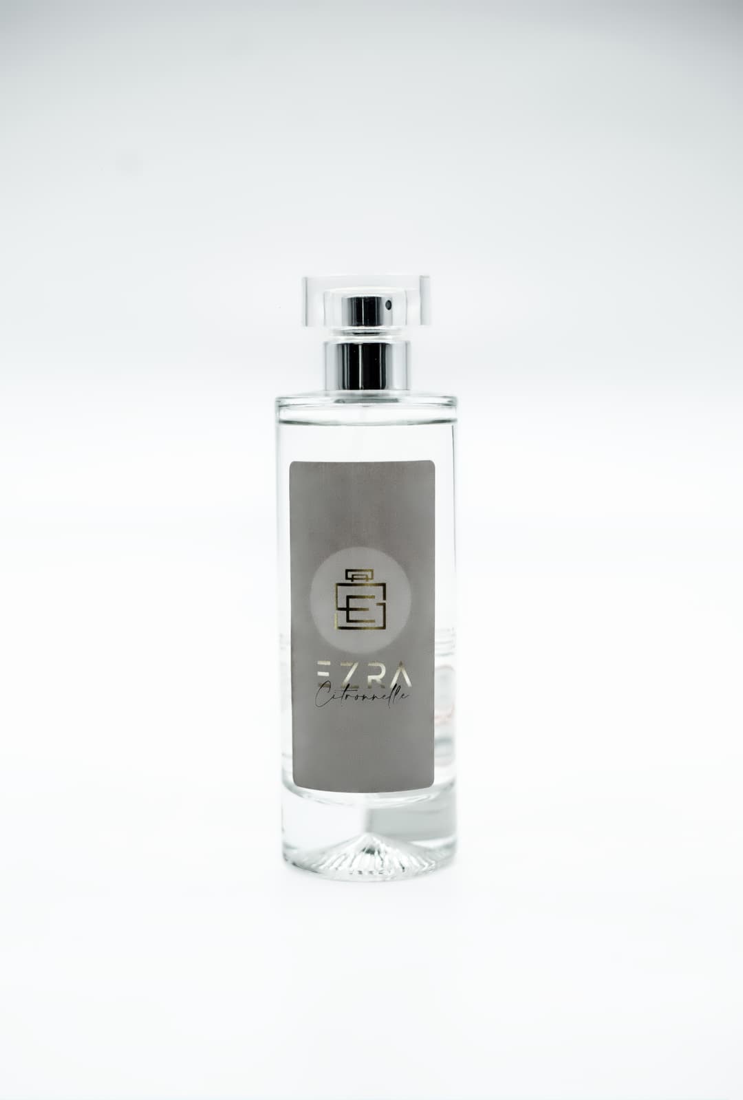 Parfum spray maison  cover image