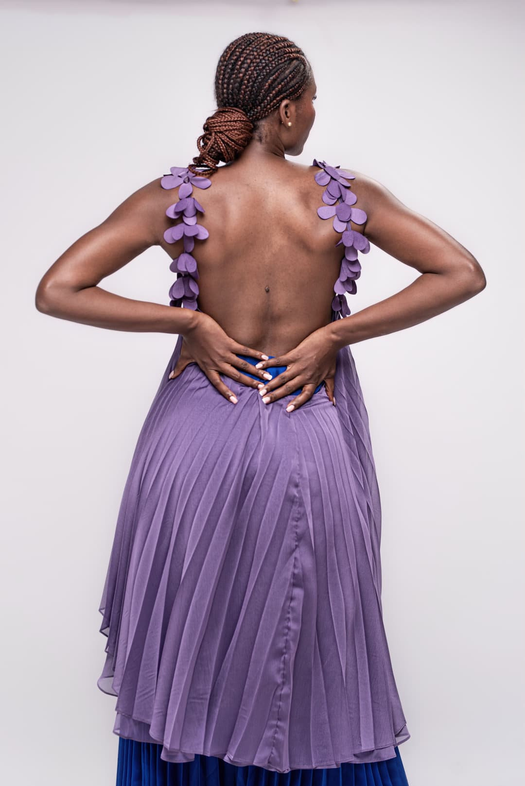 Robe Ayana Mini cover image