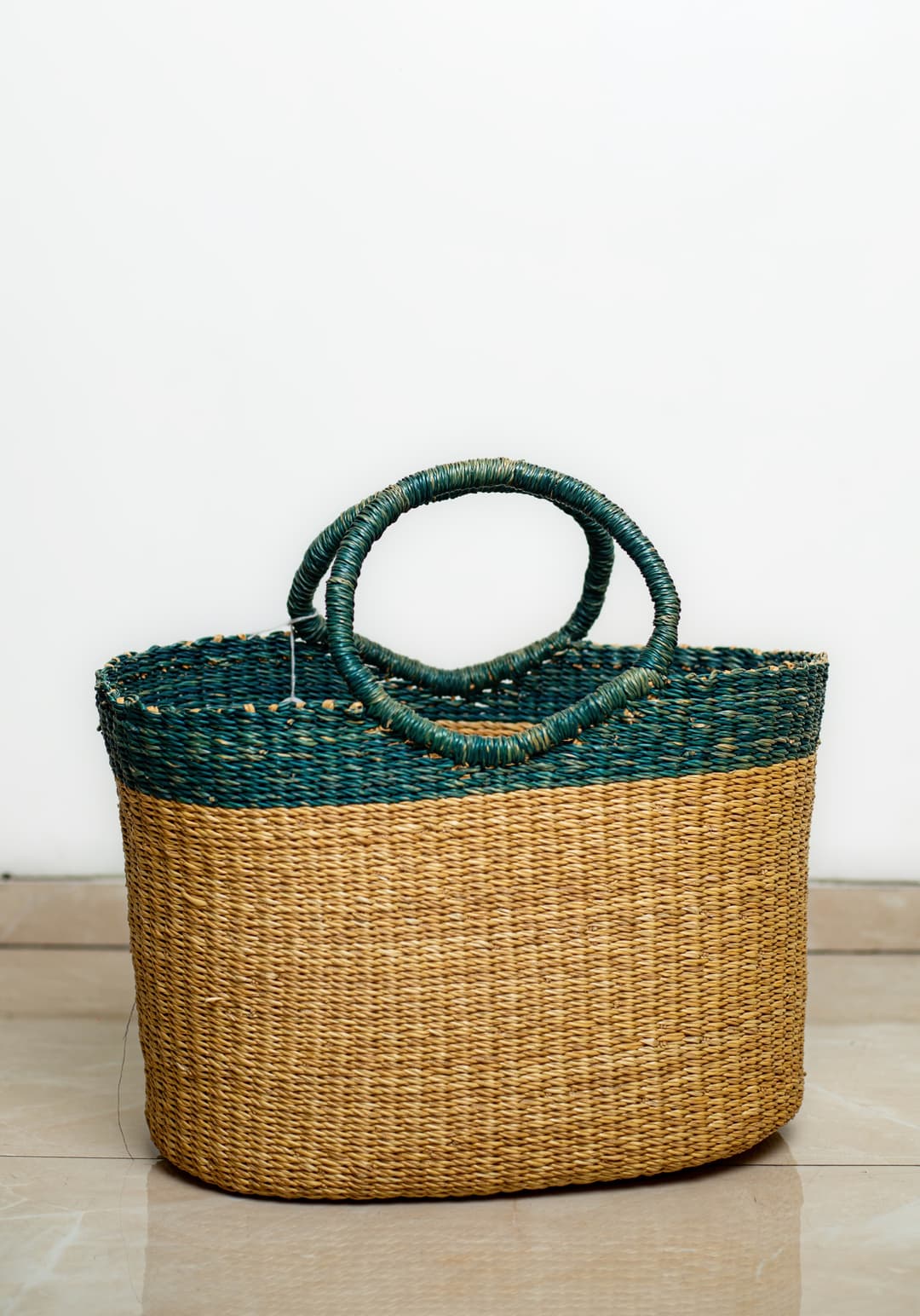 Panier vert et naturel MADAGASCAR cover image