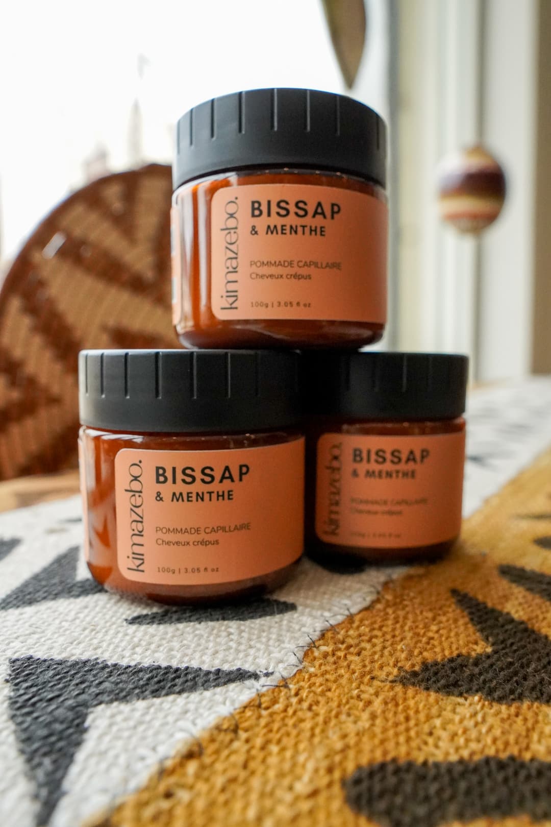 Pommade capillaire  cover image